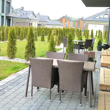 아파트 Family Vaivorykste 팔랑가